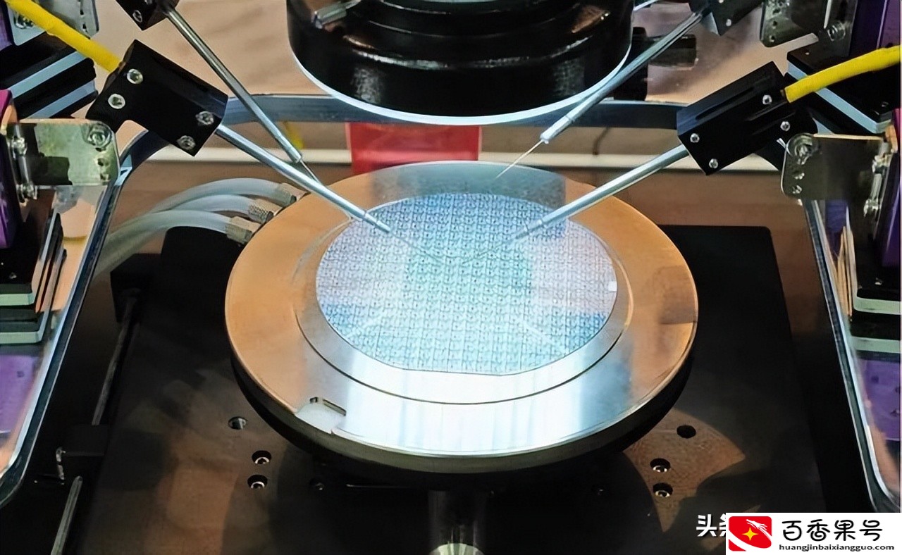 中国首台5纳米光刻机
